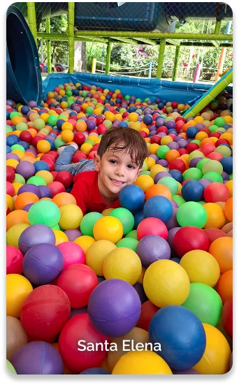 Zona de juegos infantil de Albania Restaurante Campestre — imagen 1